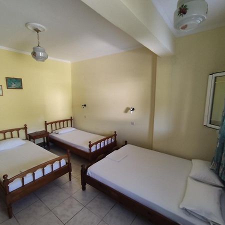 Nea Zoi Villa Moraḯtika Luaran gambar