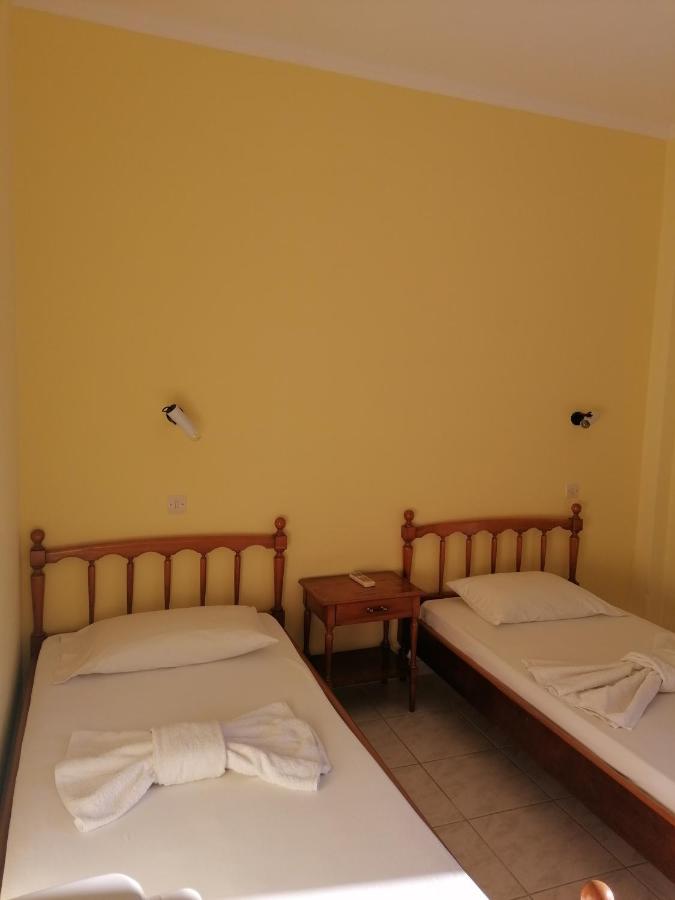 Nea Zoi Villa Moraḯtika Luaran gambar